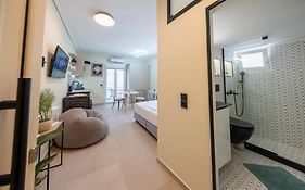 Modern Studios For Two